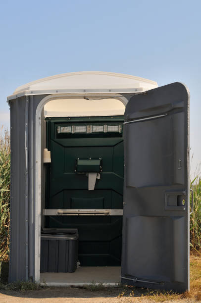 Best Sanitation services for porta potties  in Tavares, FL